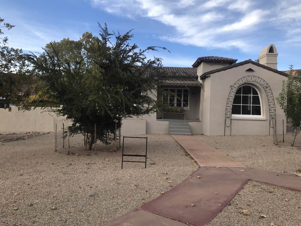 600 Oliver Circle - Photo 1
