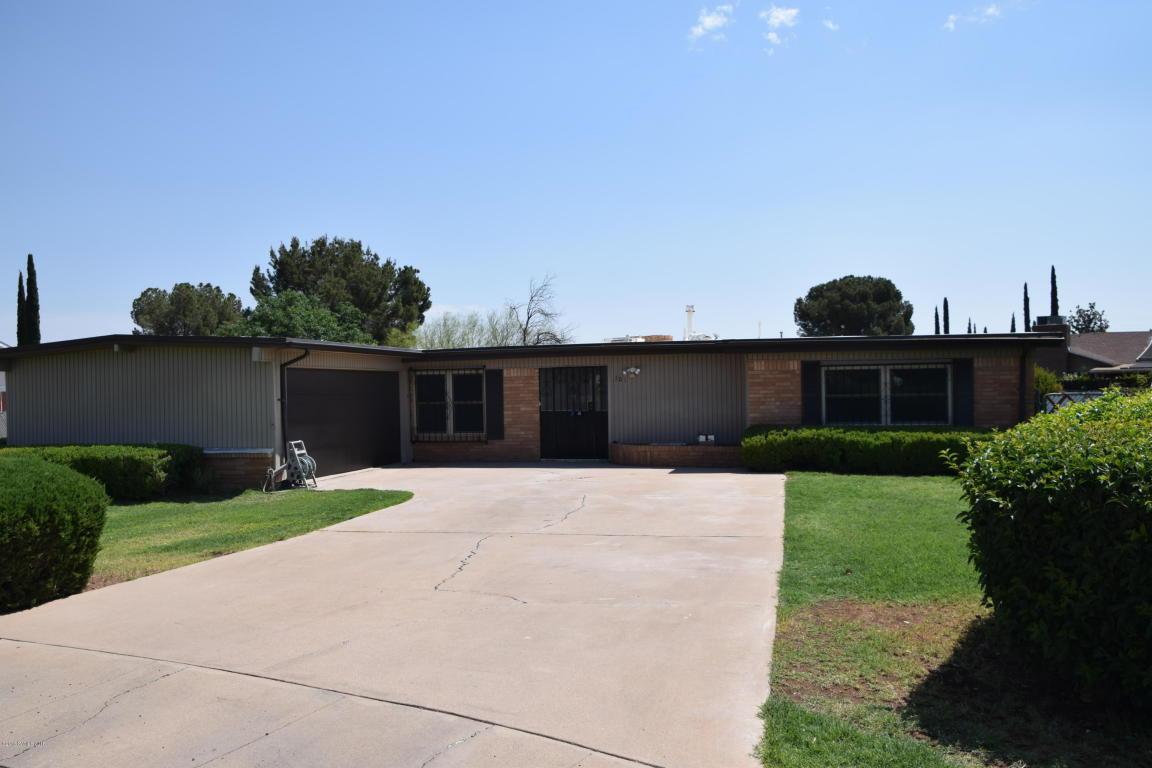 301 Kings Way - Photo 1