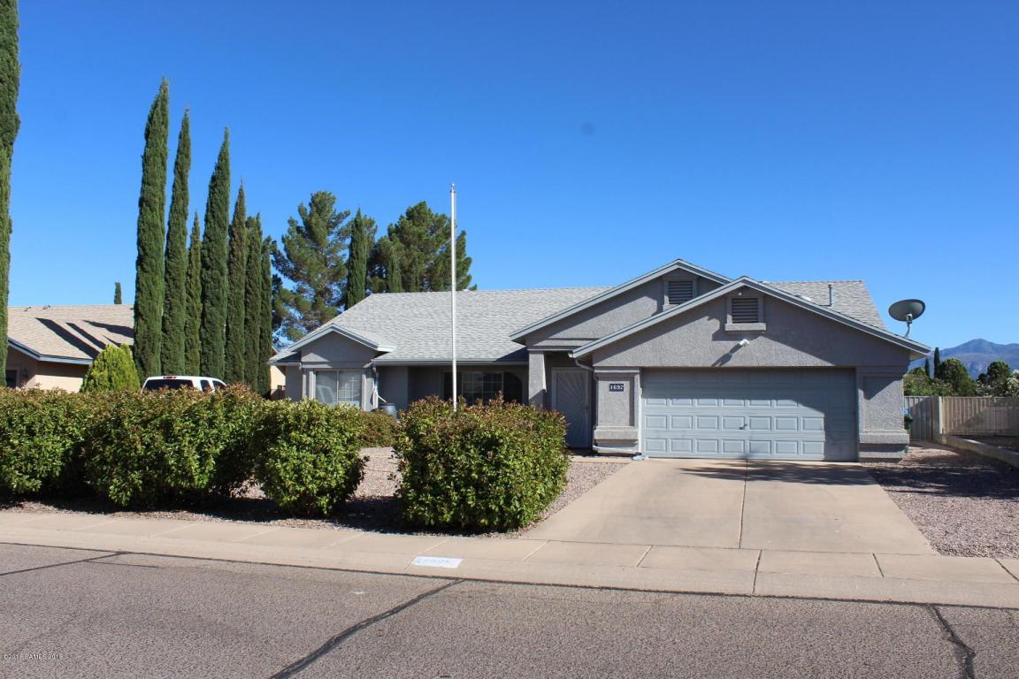 1692 Cottonwood Drive - Photo 1