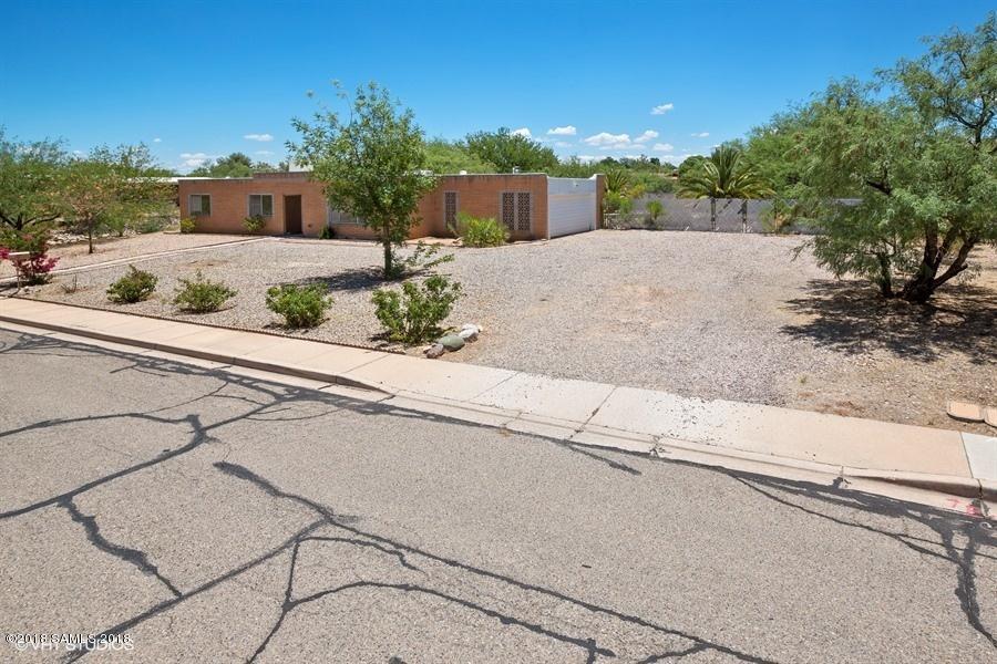 1781 Driftwood Circle - Photo 1