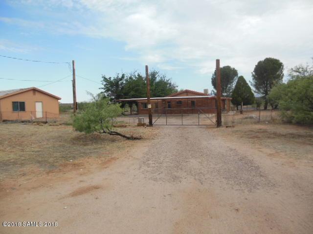 713 Hunt Road - Photo 1