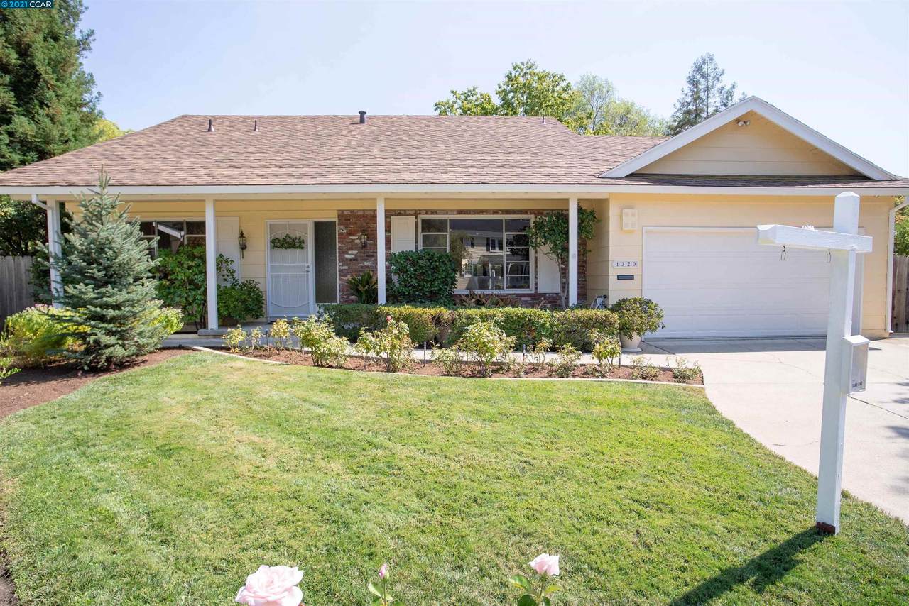 1320 Aberdeen Court - Photo 1