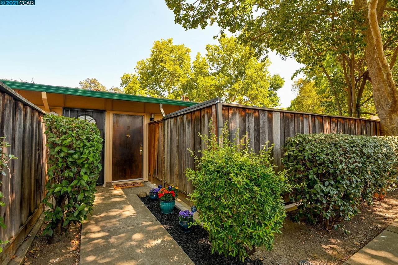 2600 Jones Rd 7 - Photo 1