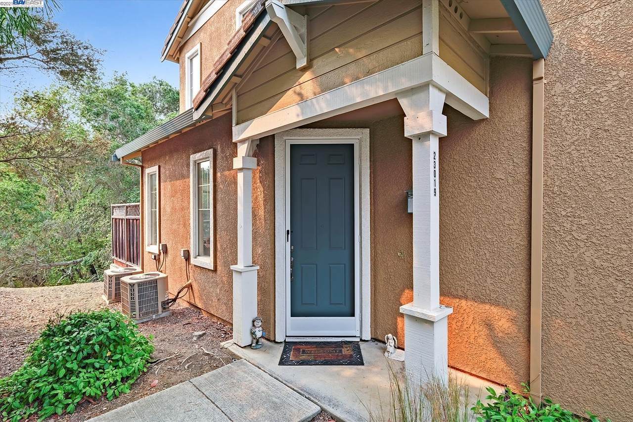 23019 Canyon Terrace Dr. U2 - Photo 1