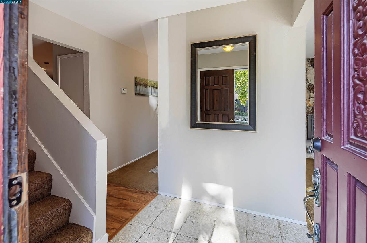 2625 Lassen Way - Photo 1