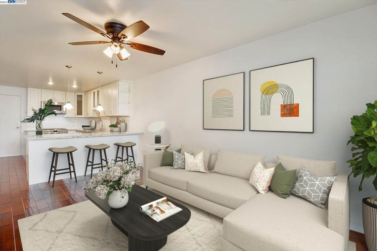 625 Madison St 203 - Photo 1