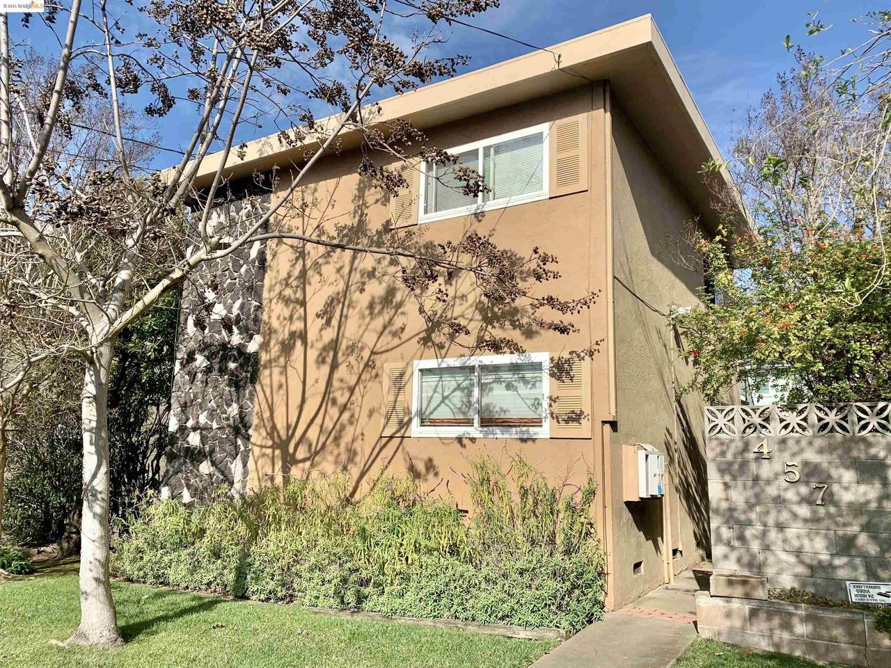 457 N St - Photo 1