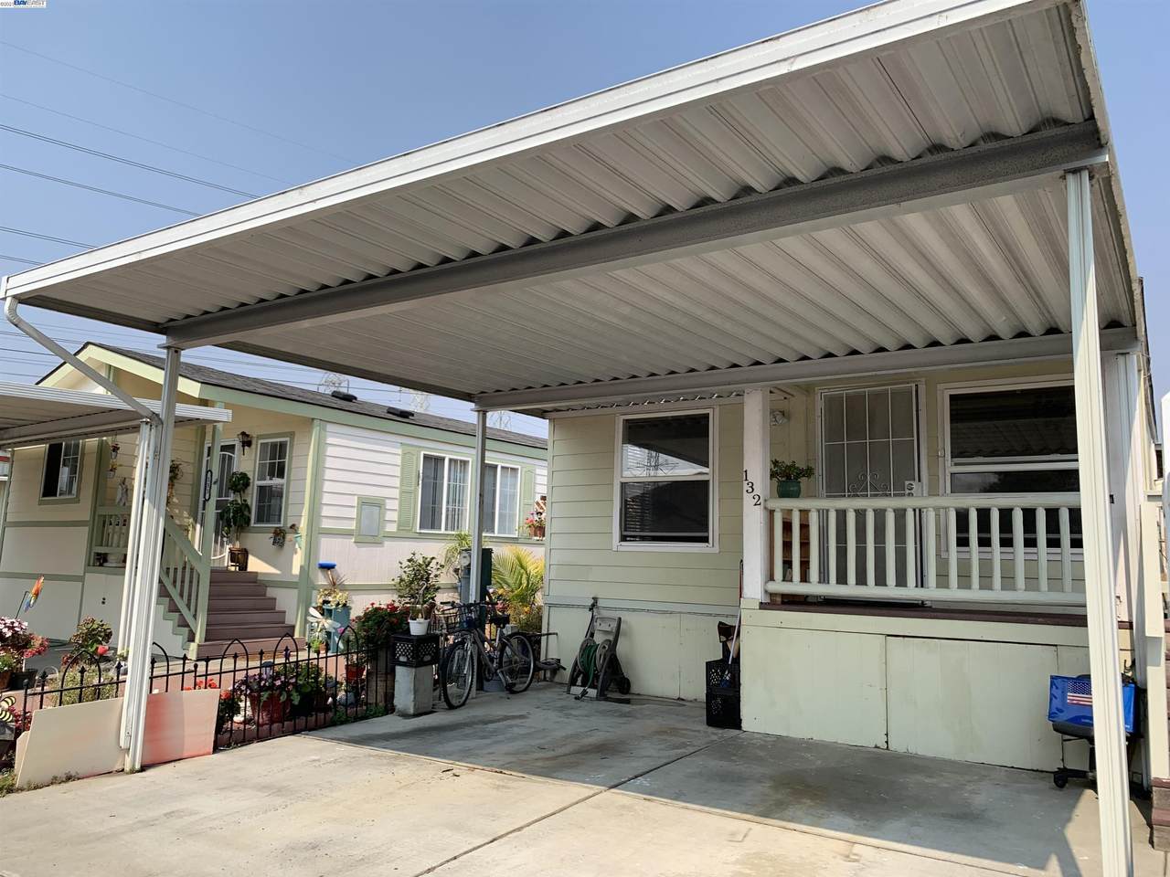 132 Fisk Ter 132 - Photo 1