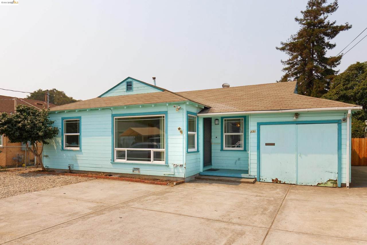 2316 Greenwood Dr - Photo 1