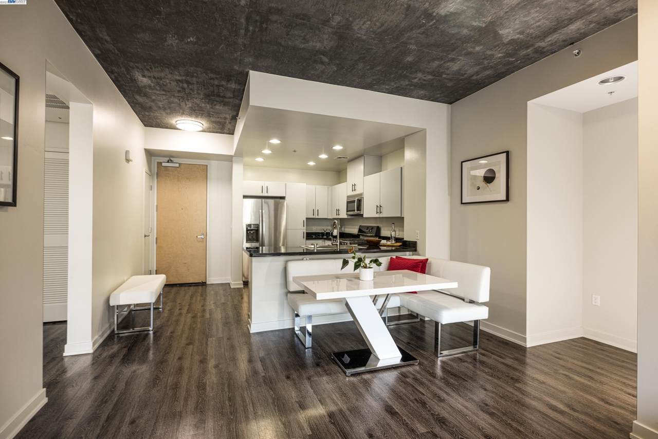 311 2nd St 510 - Photo 1