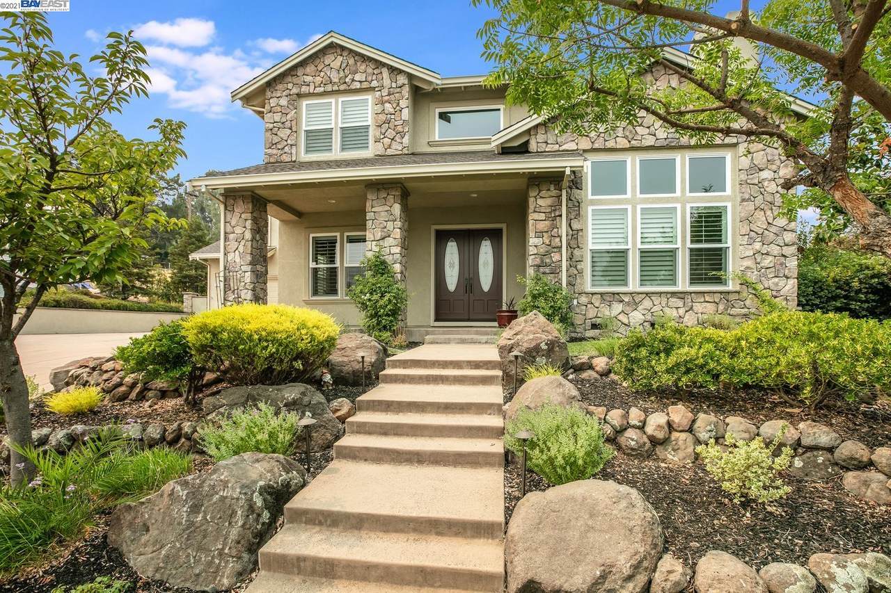 1701 Sterling Ct - Photo 1