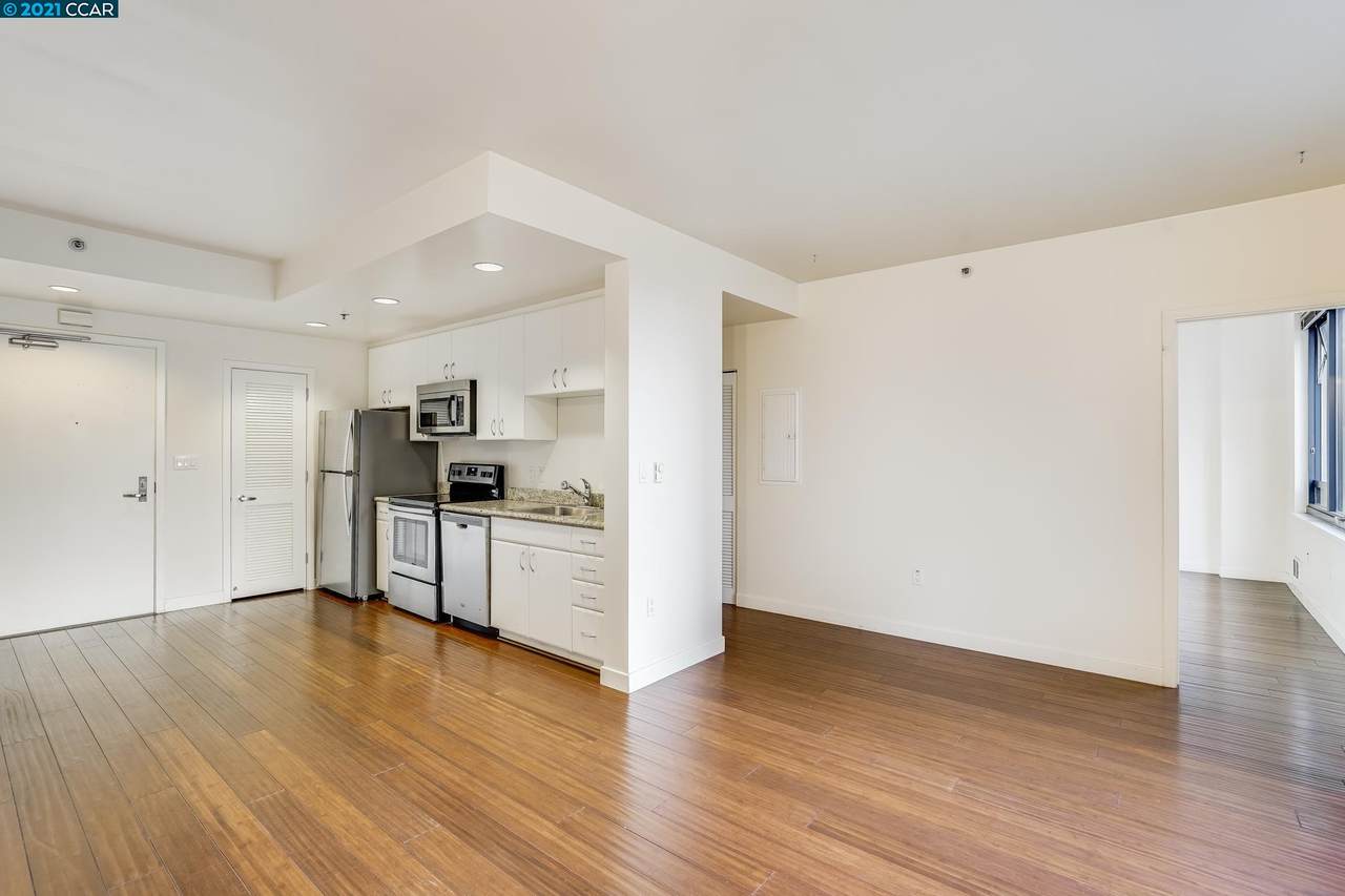 250 King St 538 - Photo 1