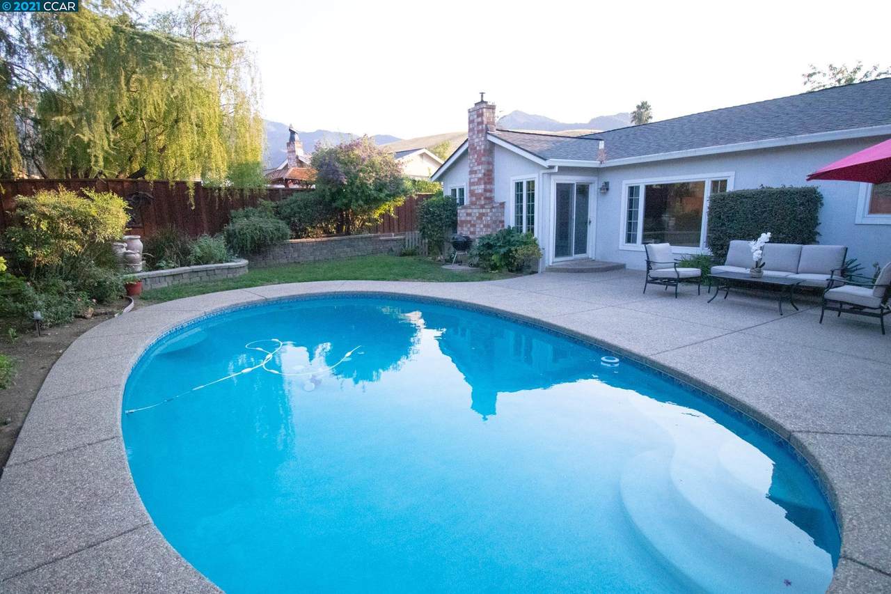 26 El Molino Dr - Photo 1