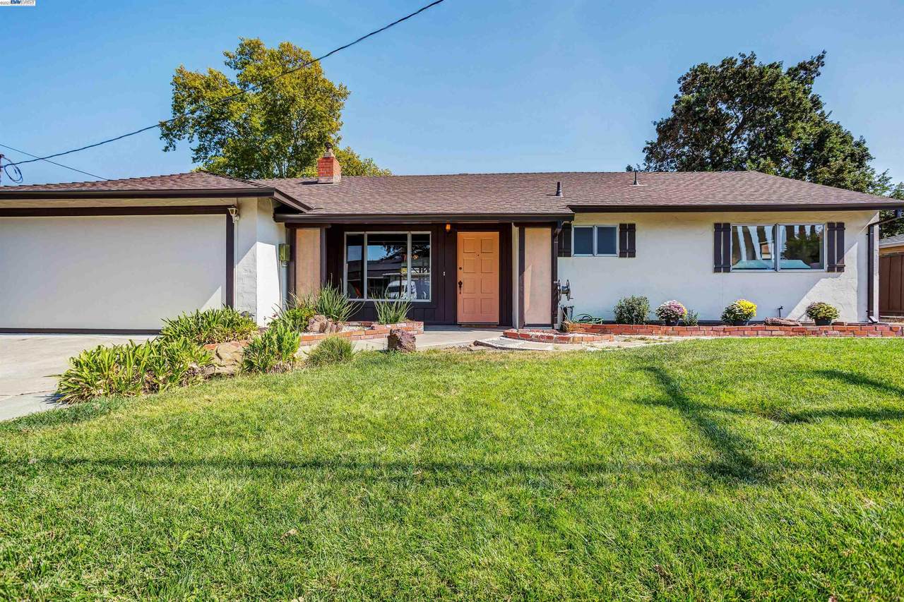 2437 Geraldine Drive - Photo 1