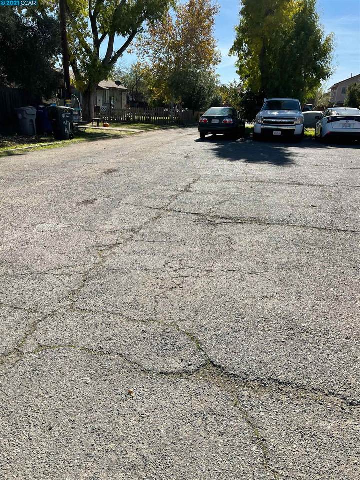 7100 Lemon Hill Ave - Photo 1