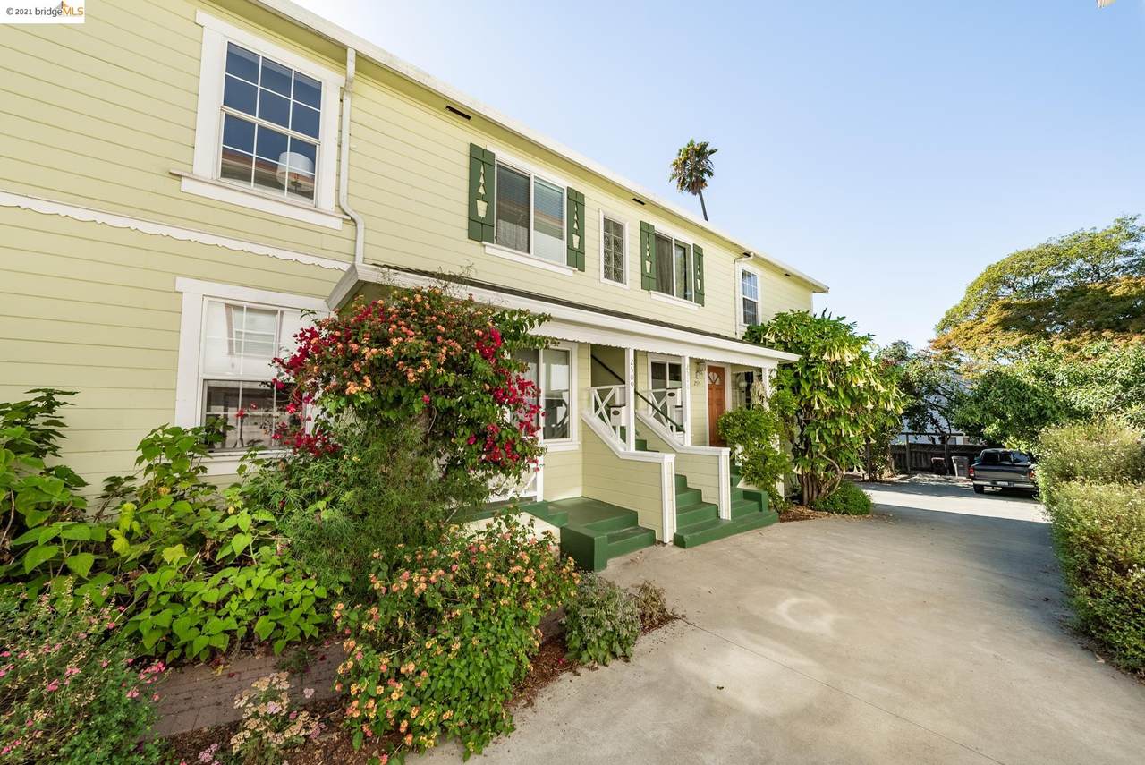2509 9th Ave - Photo 1