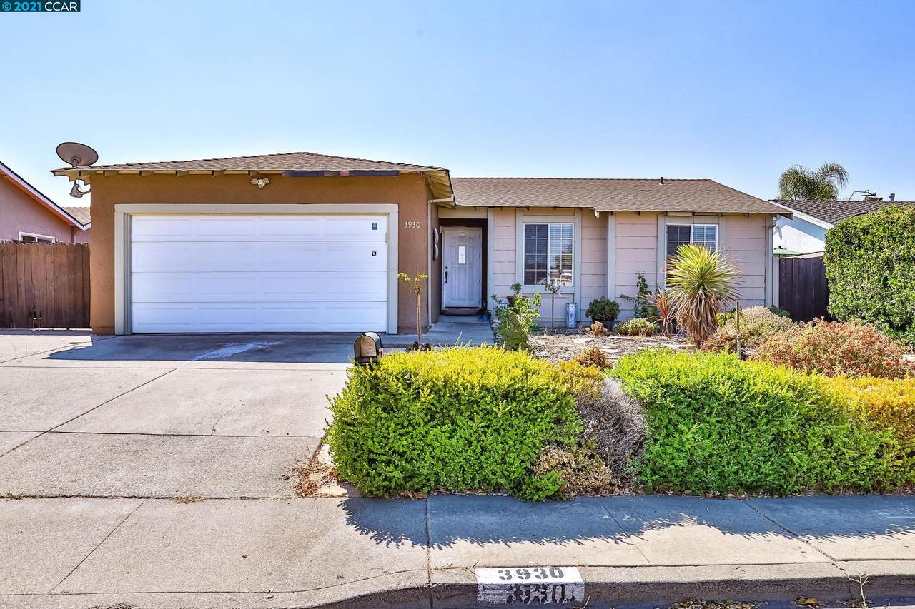 3930 Meadowbrook Cir - Photo 1