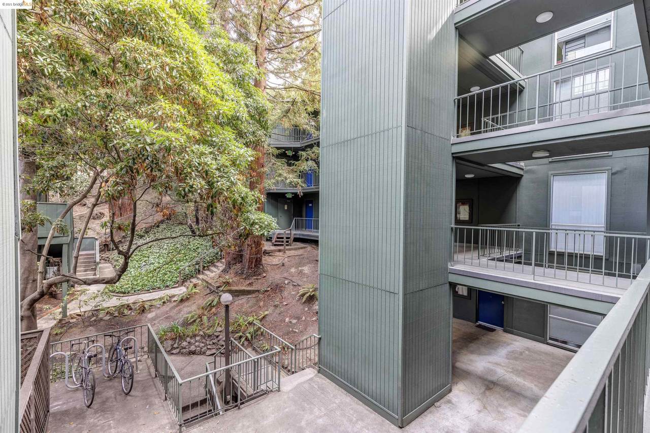 2700 Le Conte Avenue 301 - Photo 1