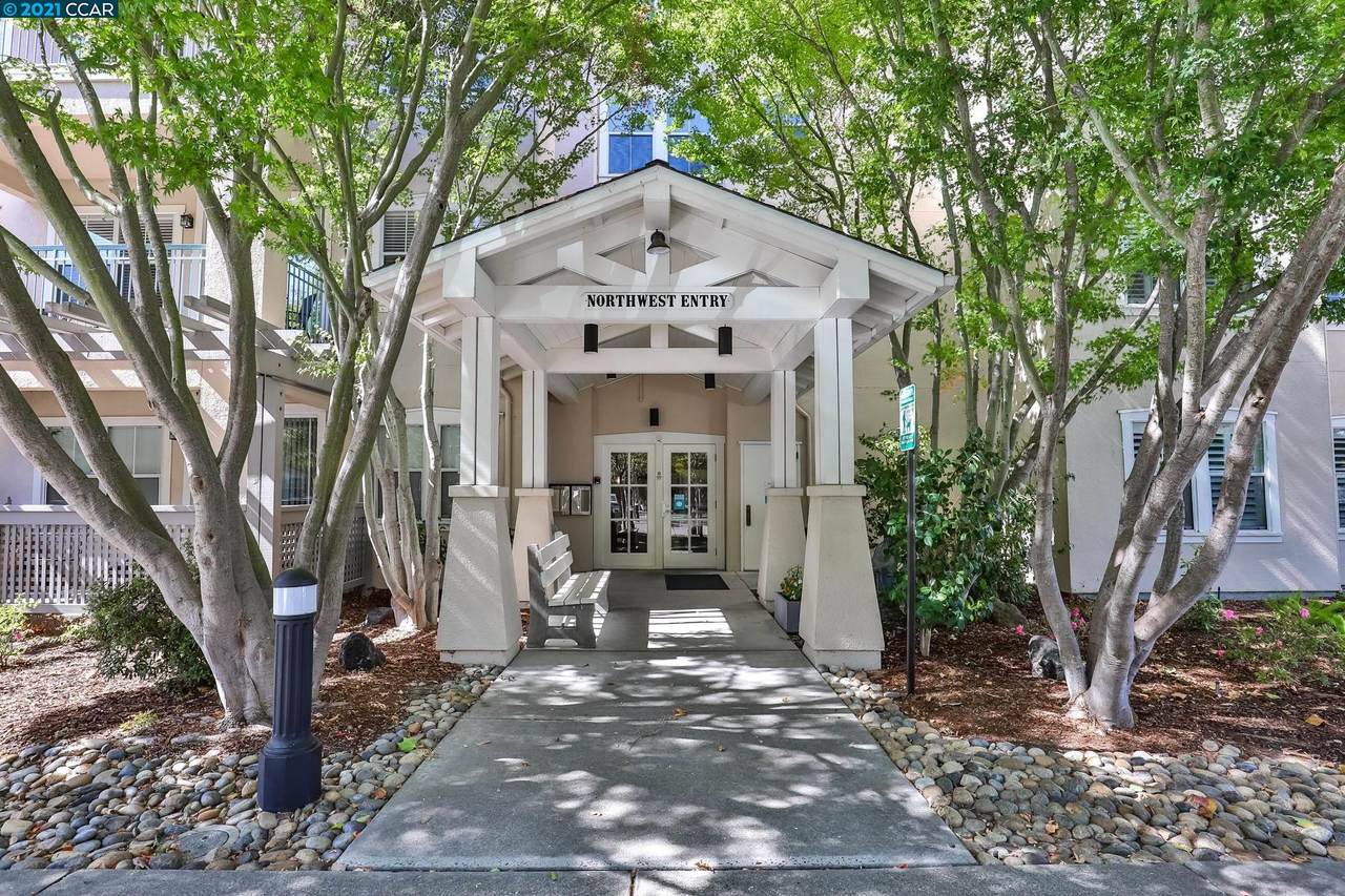 1840 Tice Creek Dr 2213 - Photo 1
