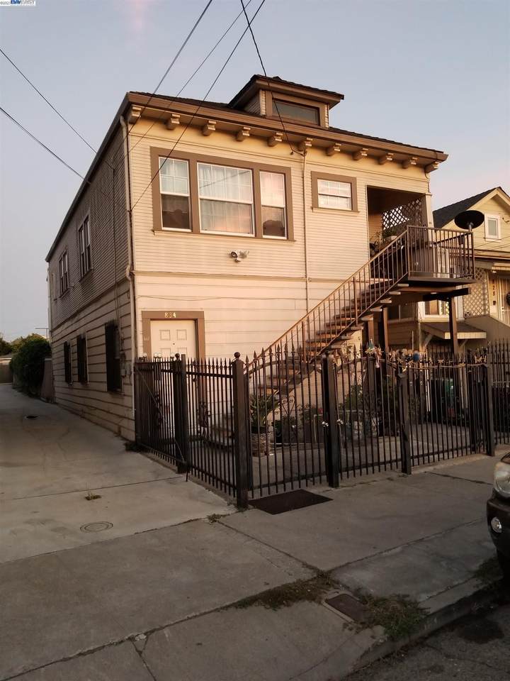 834 27Th Ave - Photo 1