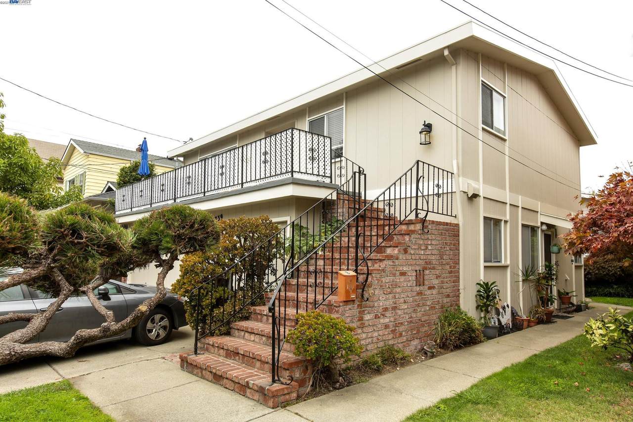 1039 Taylor Ave - Photo 1