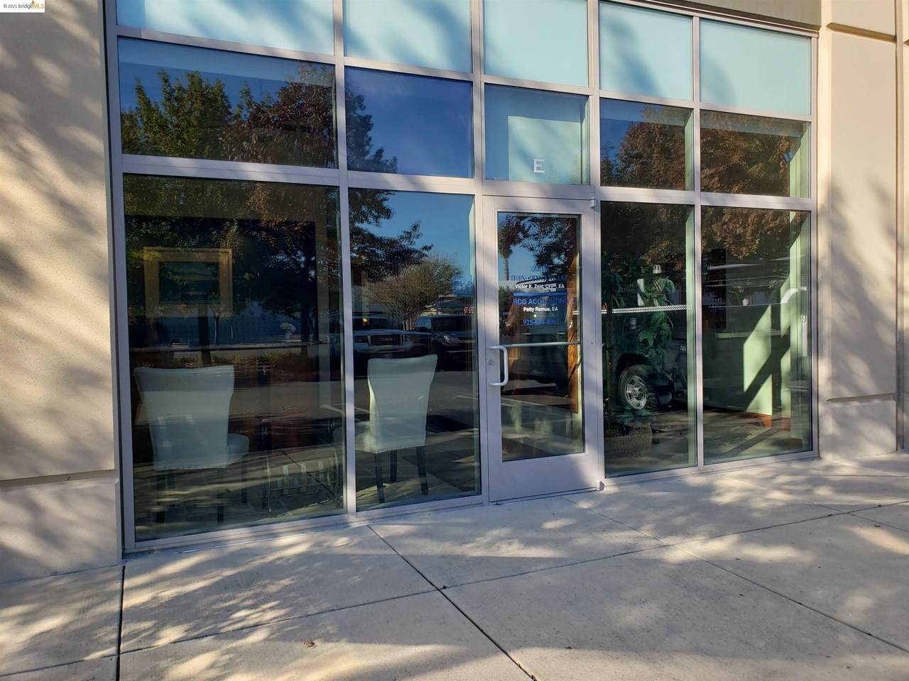 9030 Brentwood Blvd - Photo 1