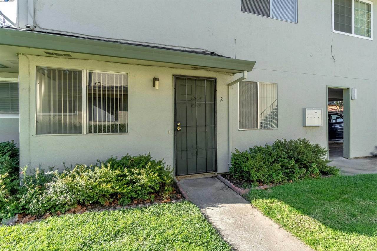 34800 Starling Dr 2 - Photo 1