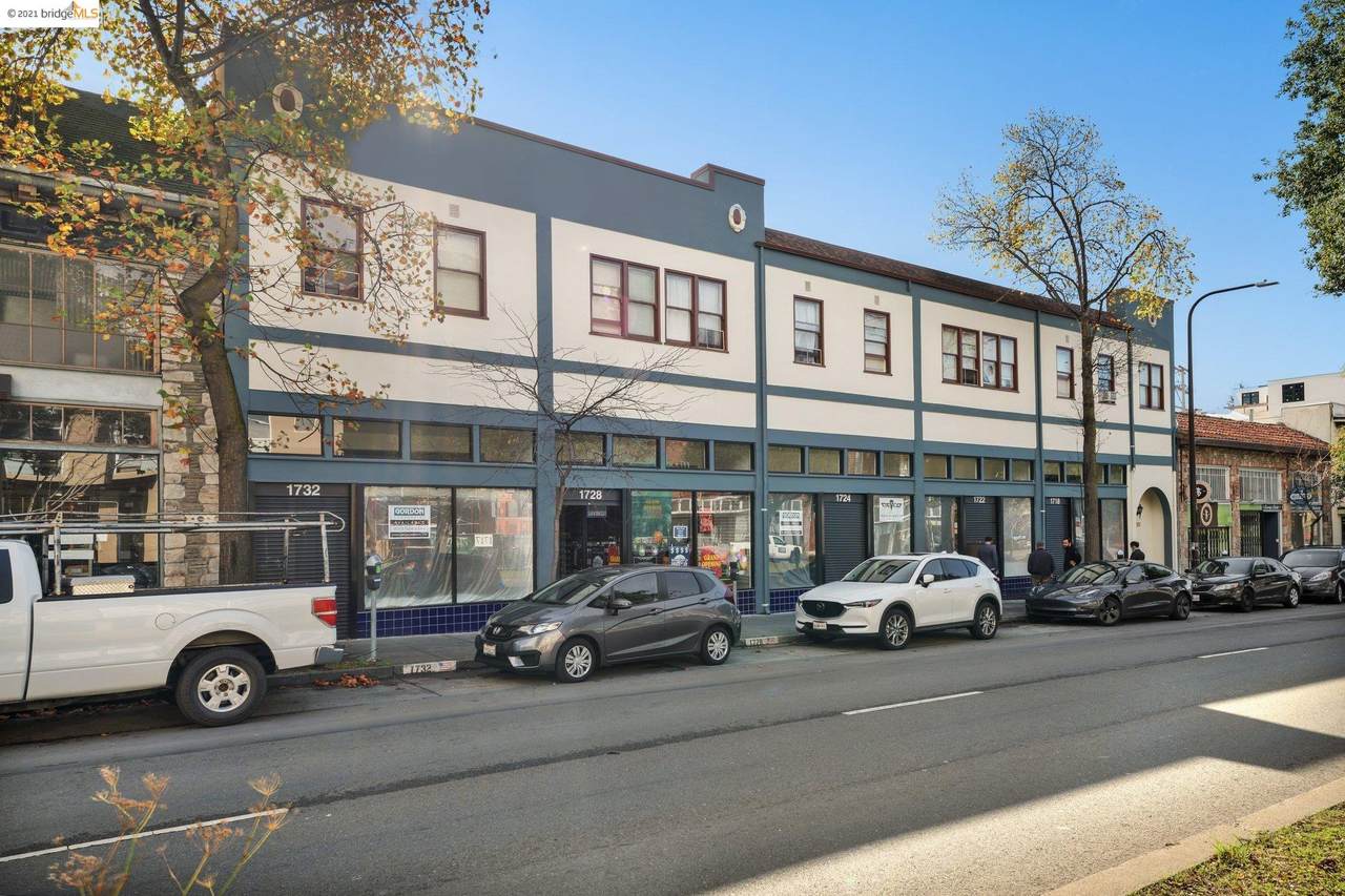 1716 University Ave - Photo 1