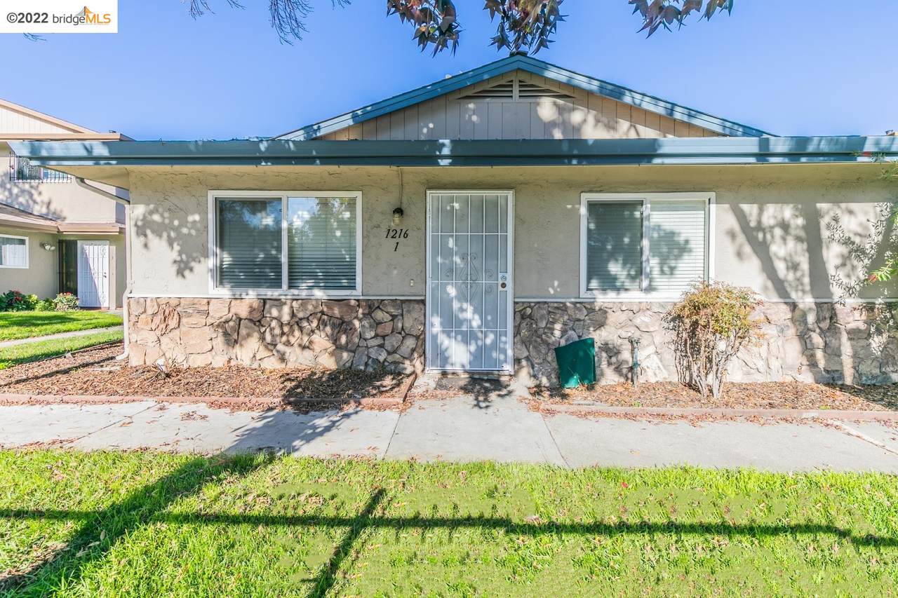 1216 Sycamore Dr 1 - Photo 1