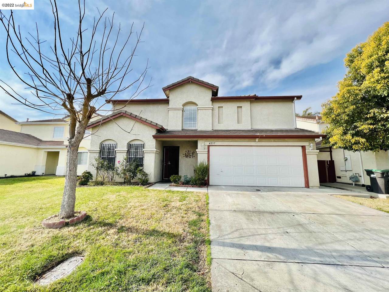4237 Pacific View Ln - Photo 1