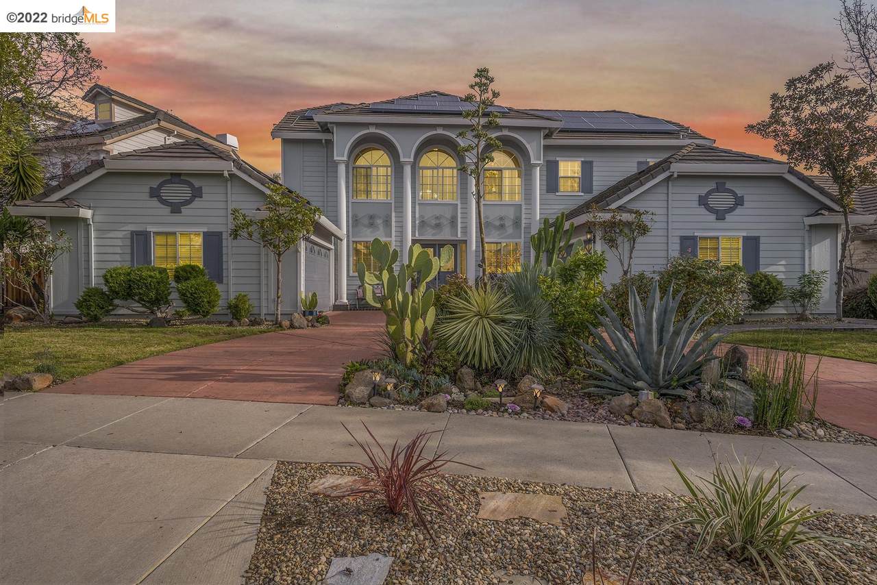 24 Country Club Dr - Photo 1