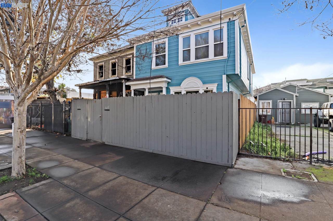 1635 8Th St - Photo 1