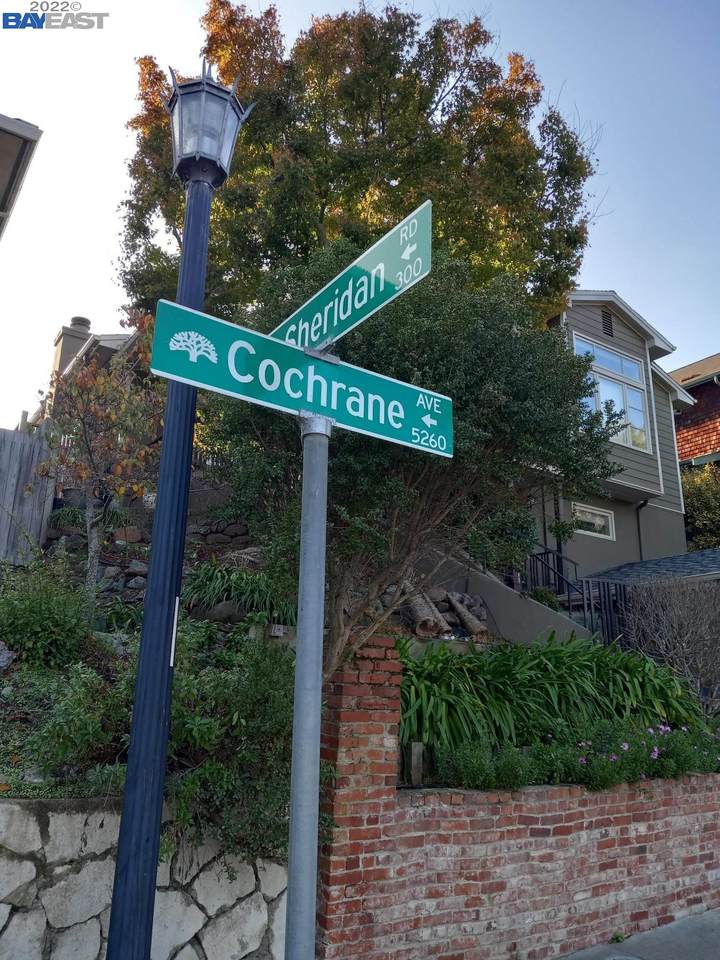209 Sheridan Rd - Photo 1