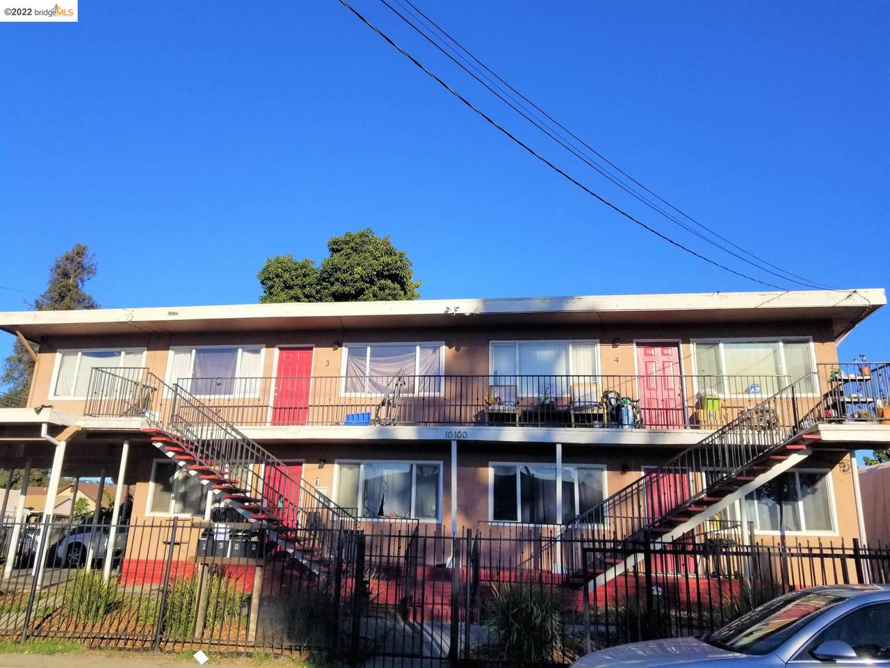 10100 Walnut St - Photo 1