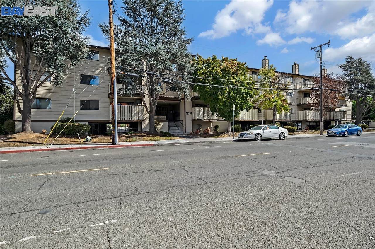 325 Valle Vista Ave 104 - Photo 1