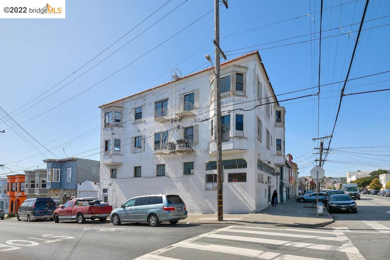 1501 Revere Ave - Photo 1