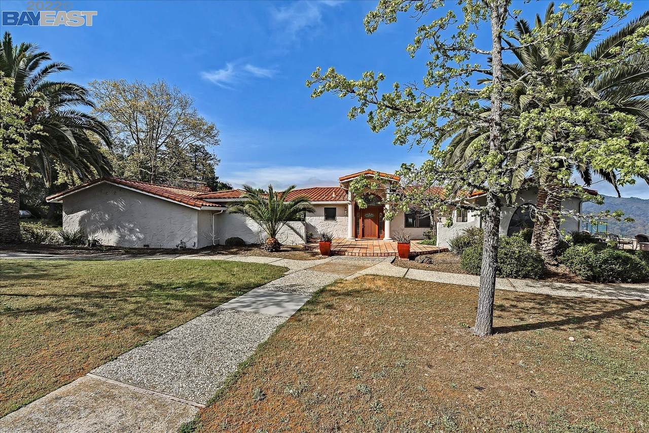15725 Apollo Heights Ct - Photo 1