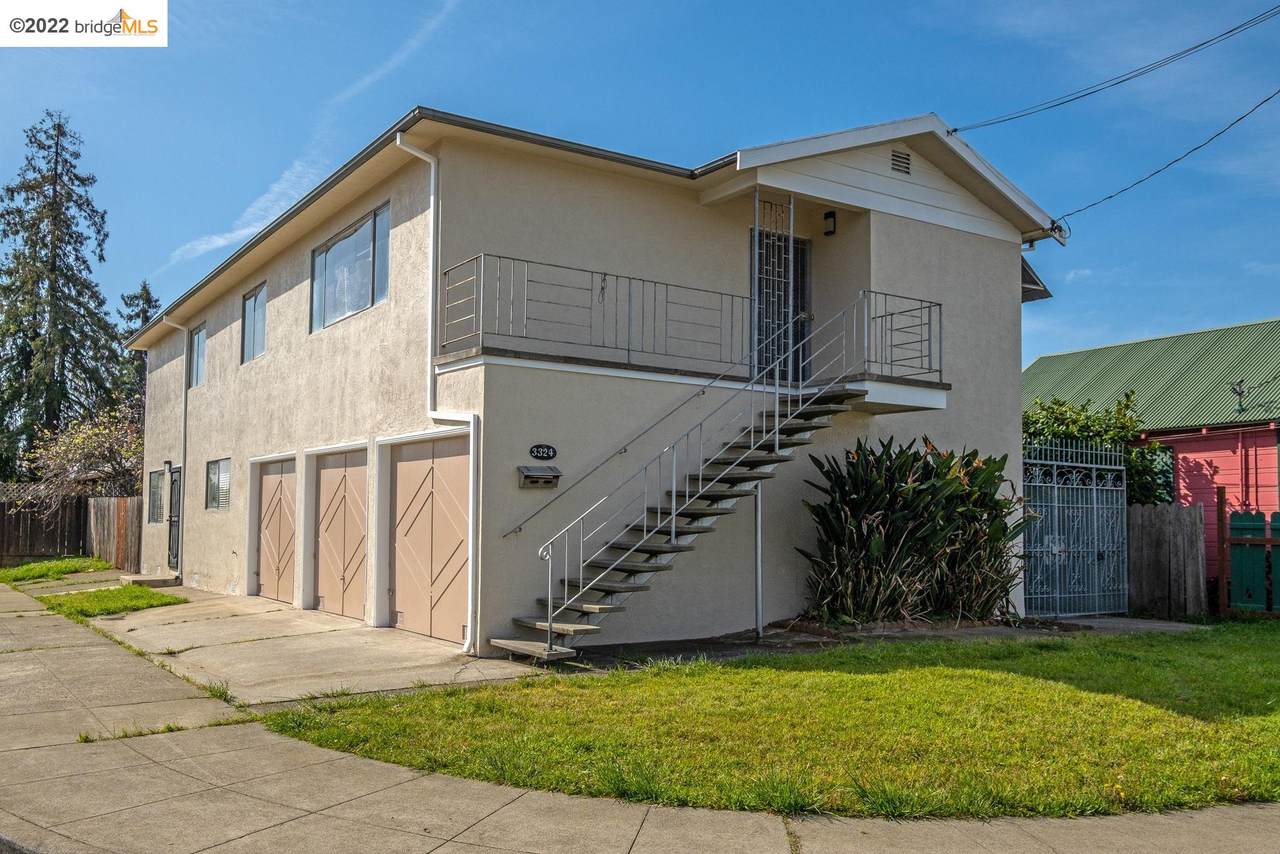 3324 Octavia St - Photo 1