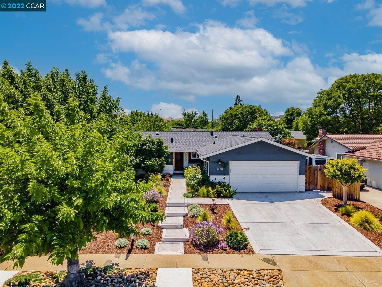 5488 Wilke Dr - Photo 1