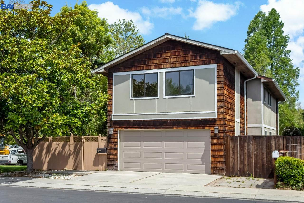 2781 Wimbledon Dr - Photo 1