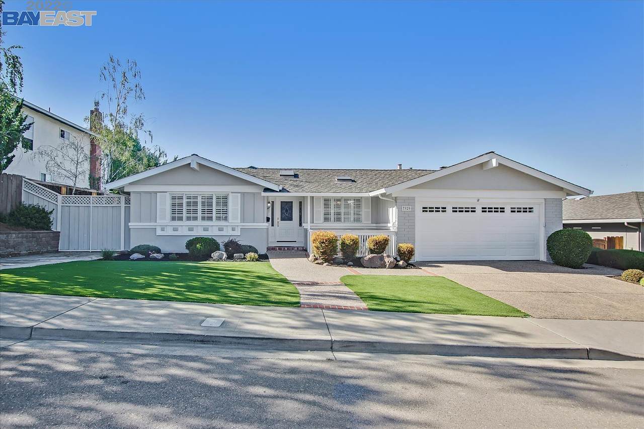 7929 Kentwood Way - Photo 1