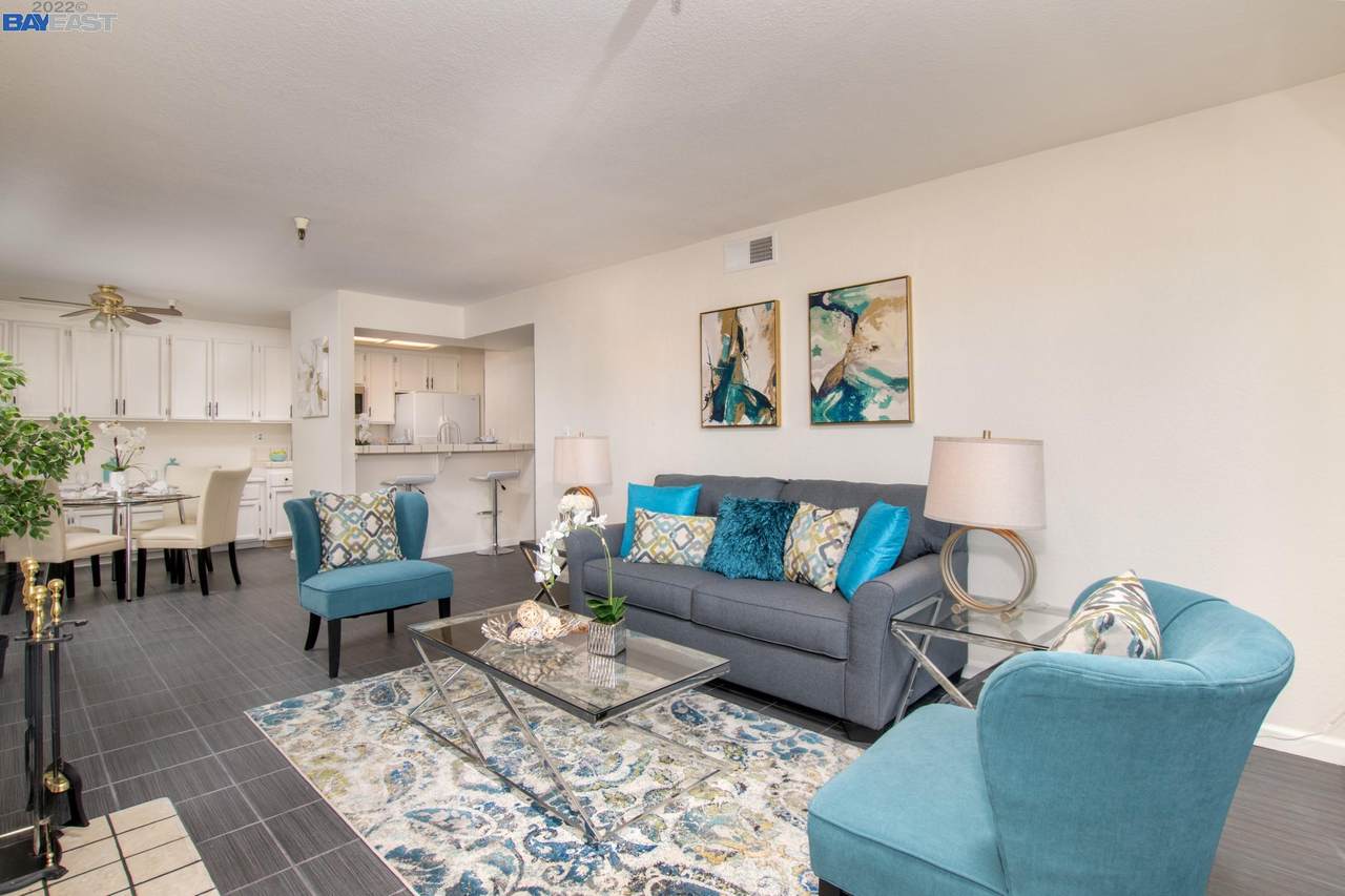 1400 Carpentier St 106 - Photo 1