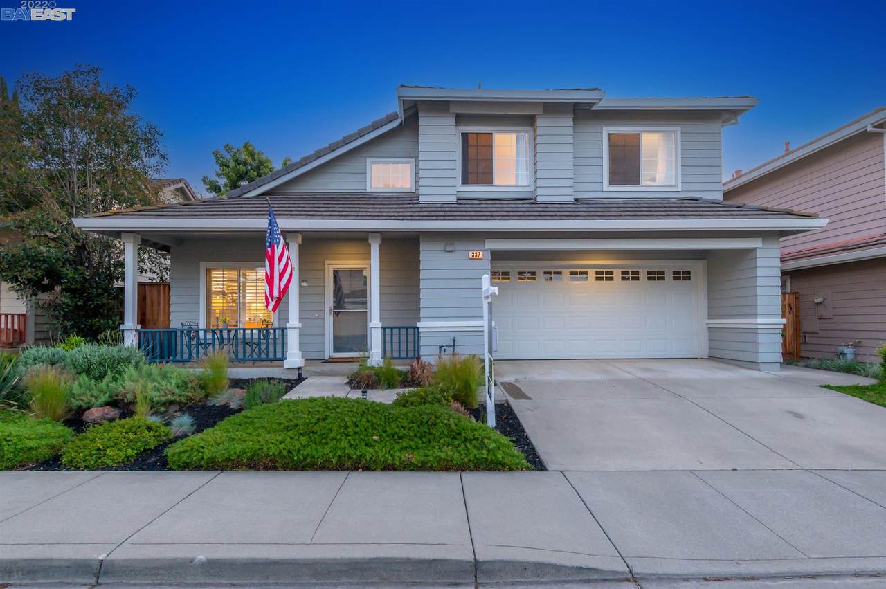 337 Trenton Cir - Photo 1