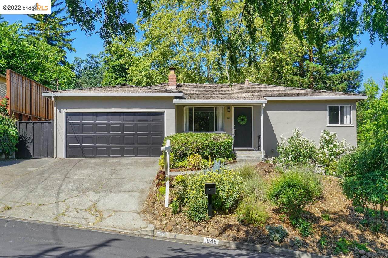 1949 Magnolia Way - Photo 1