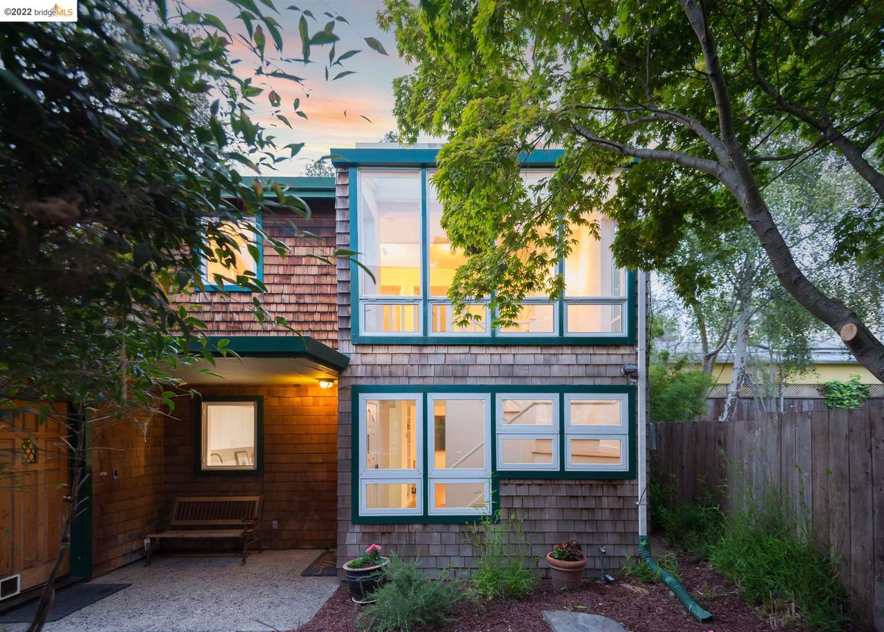 1327 Addison - Photo 1