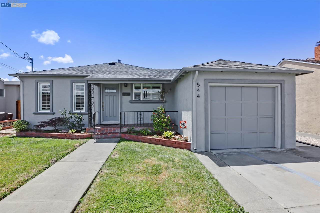 544 Pomona St - Photo 1