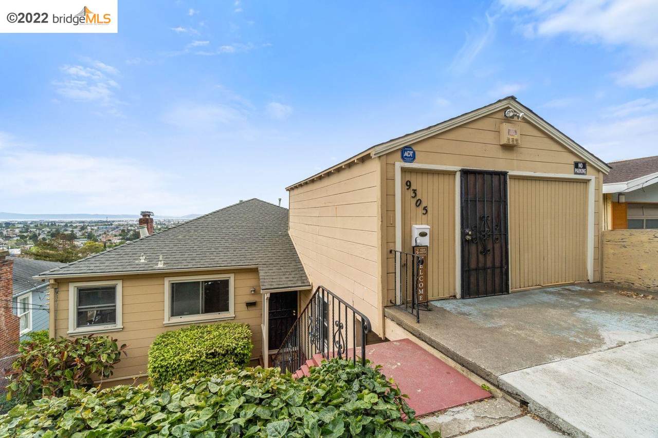 9305 Burr St - Photo 1