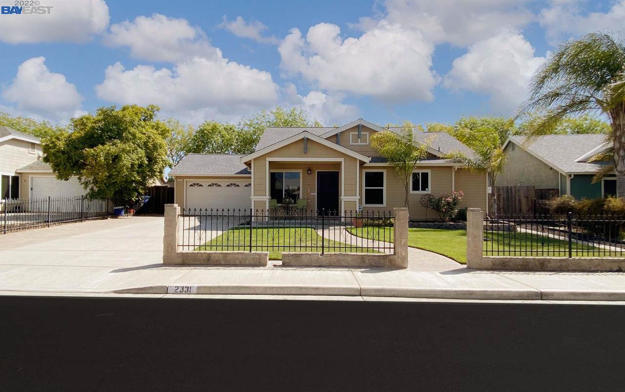 2331 El Monte Dr - Photo 1
