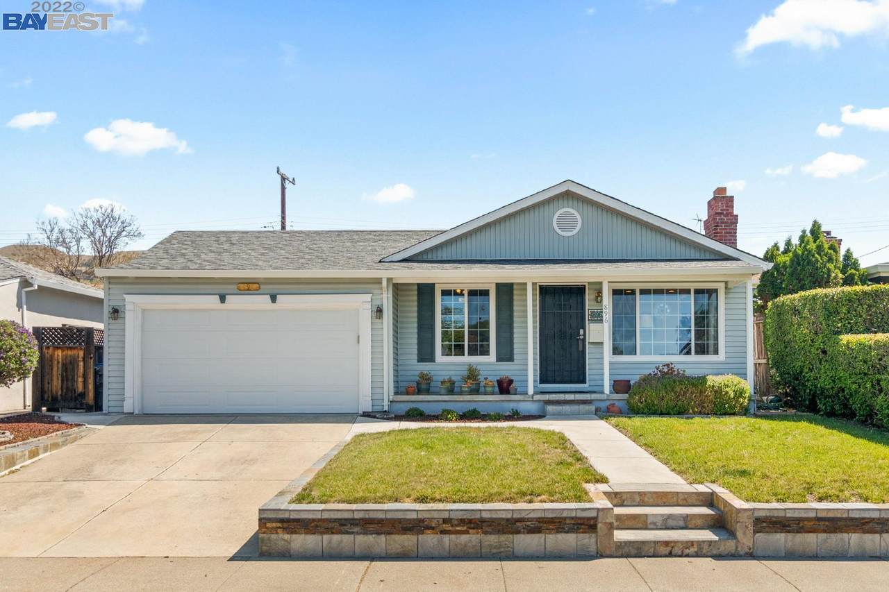 896 Linda Vista St - Photo 1