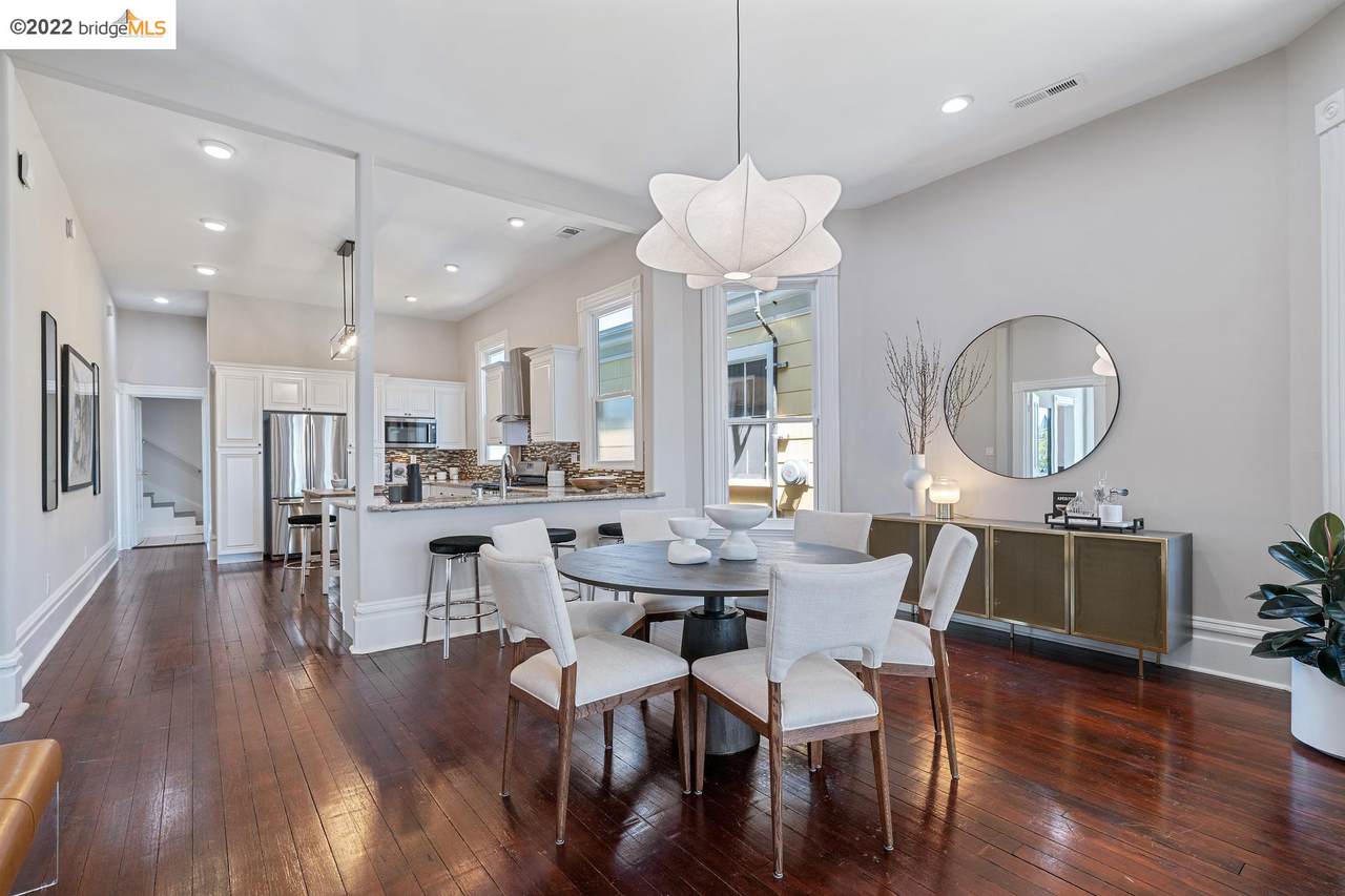 888 29th Street - Photo 1